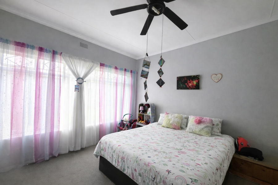 3 Bedroom Property for Sale in Geelhoutpark North West